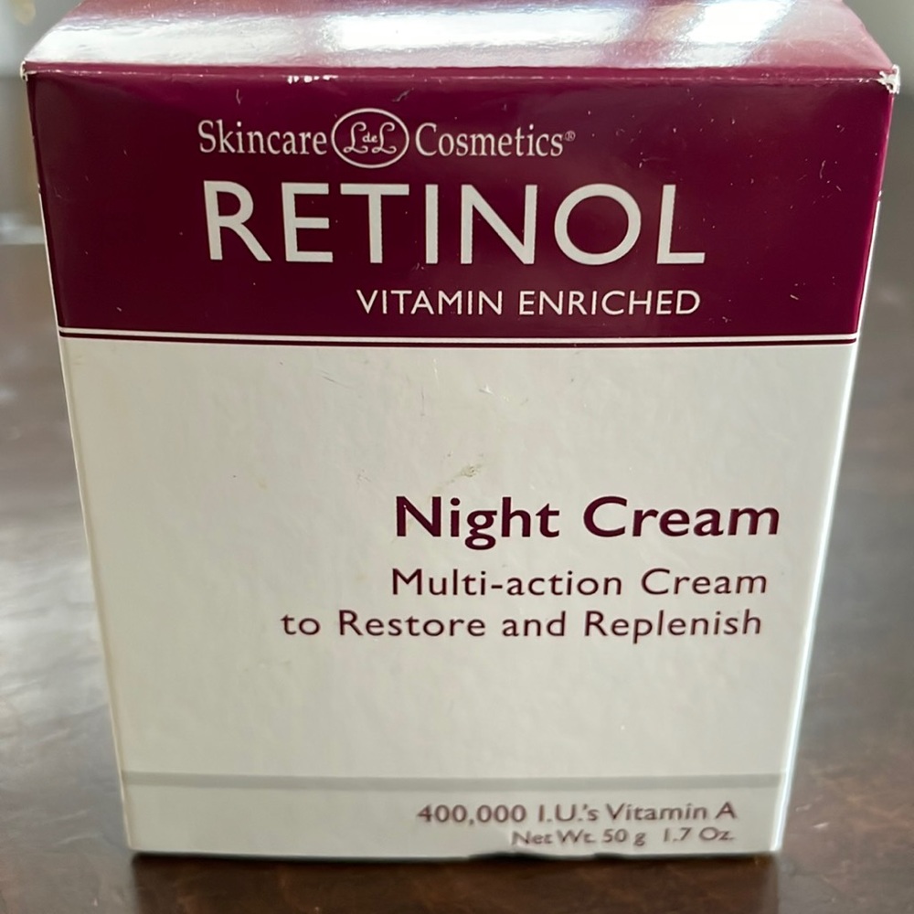 Retinol night cream